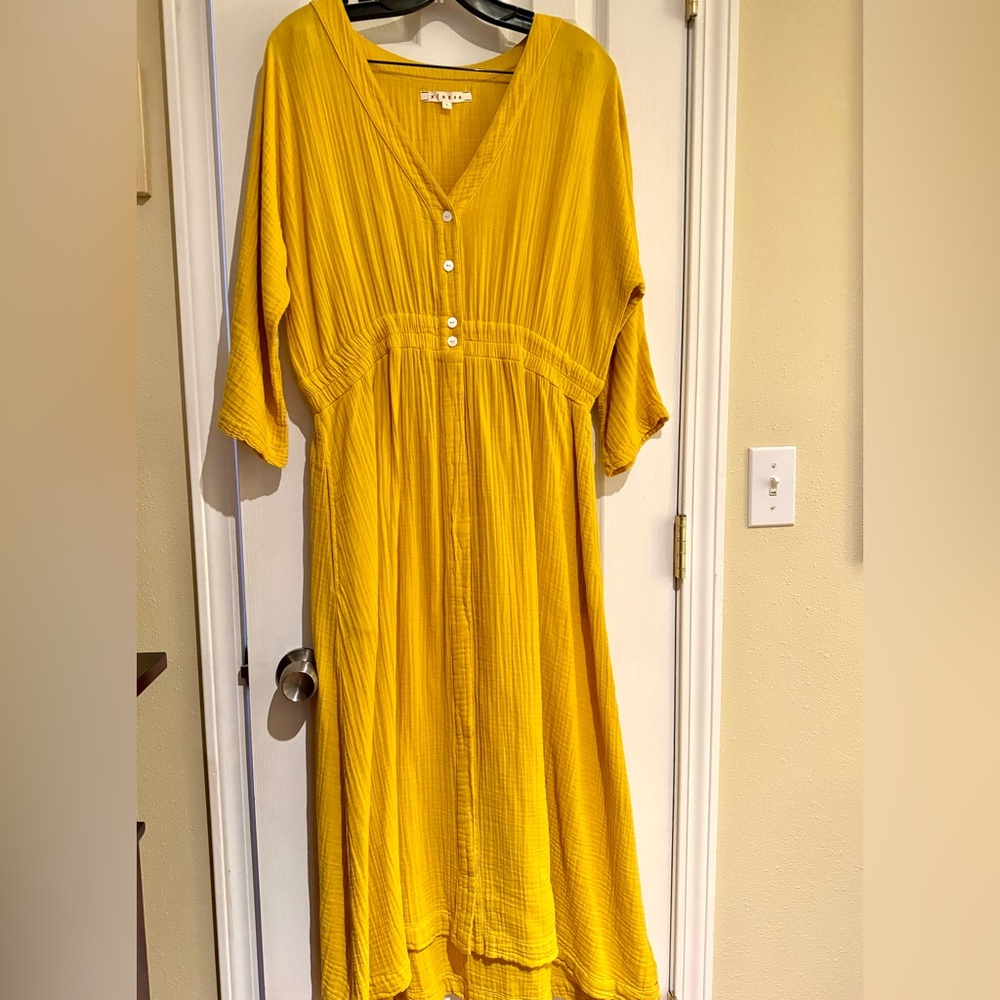 XiRENA Three Season Dress